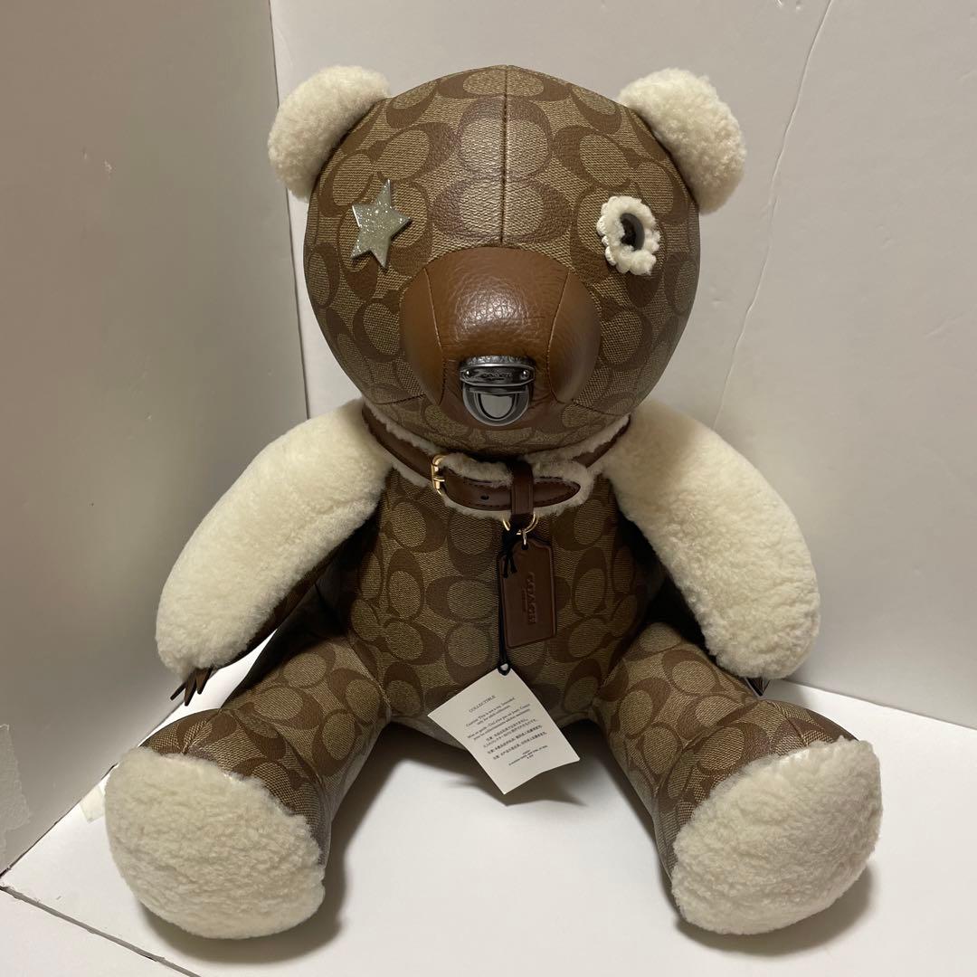 コーチクマのぬいぐるみ