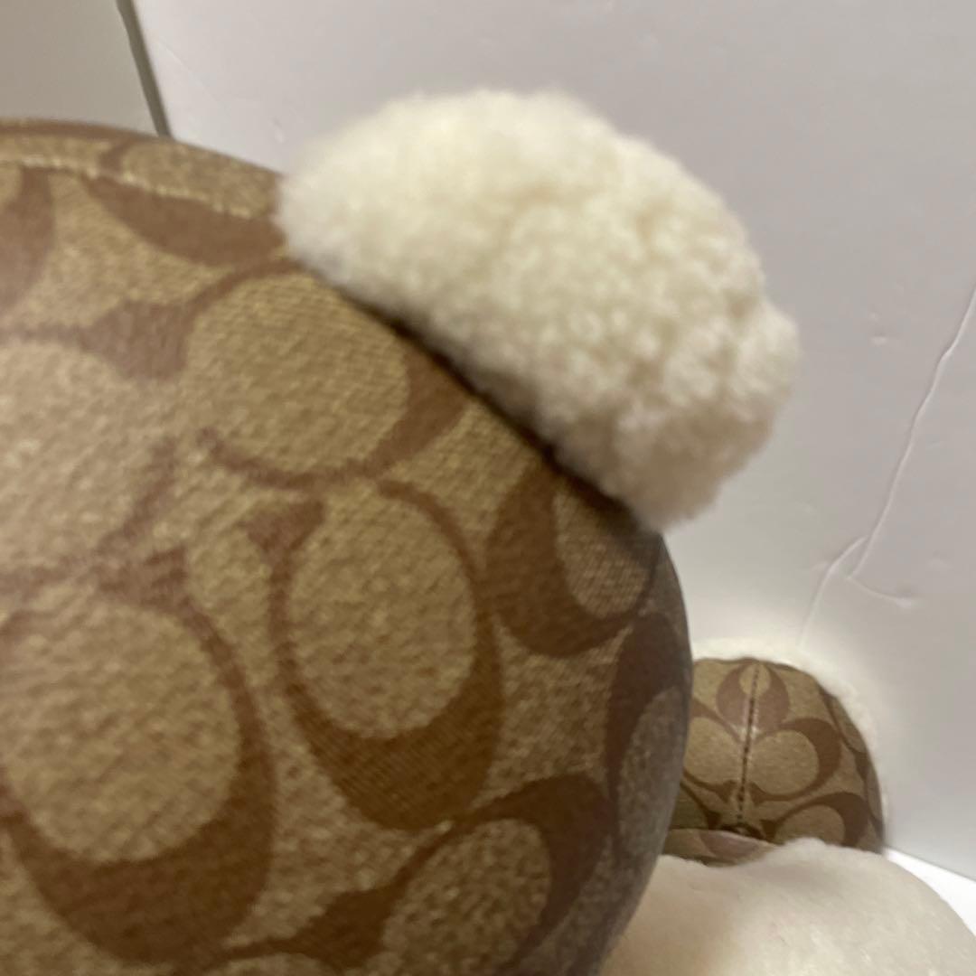 コーチクマのぬいぐるみ