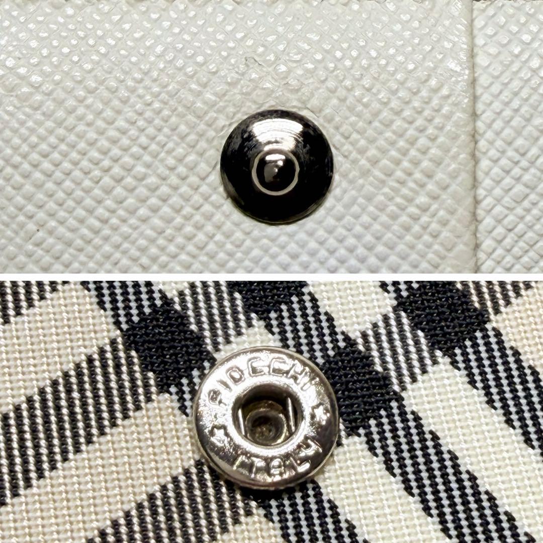 美品　BURBERRY バーバリー 二つ折り財布 ノバチェック ホワイト