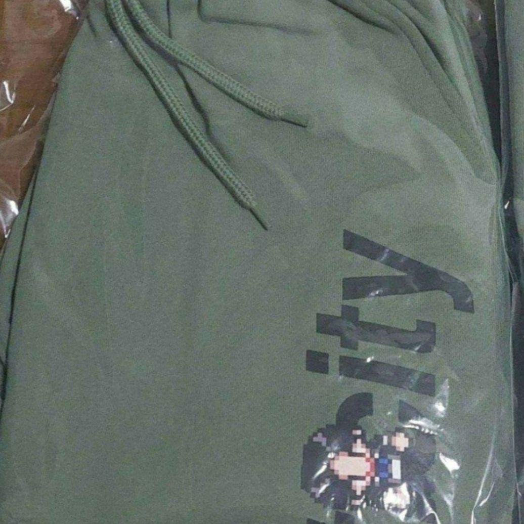 TravisJapan スウェット上下 新品未開封品