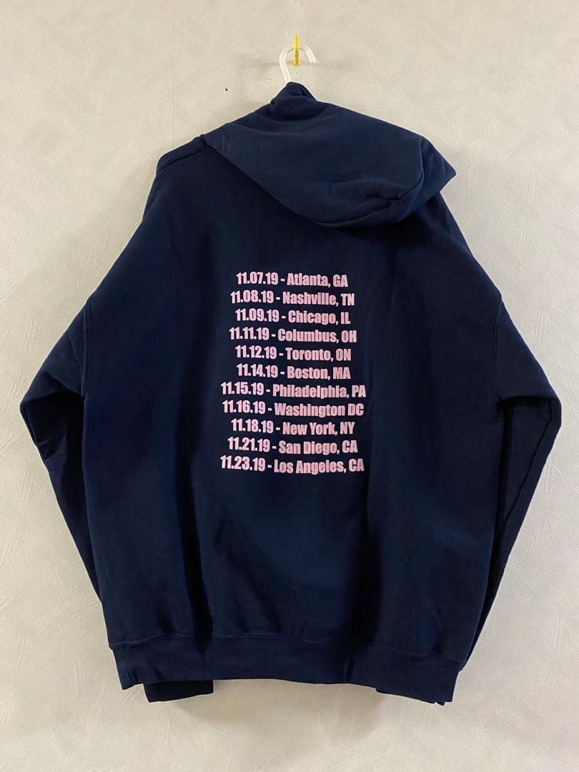 美品 Charlotte Lawrence Navy Blue パーカー L