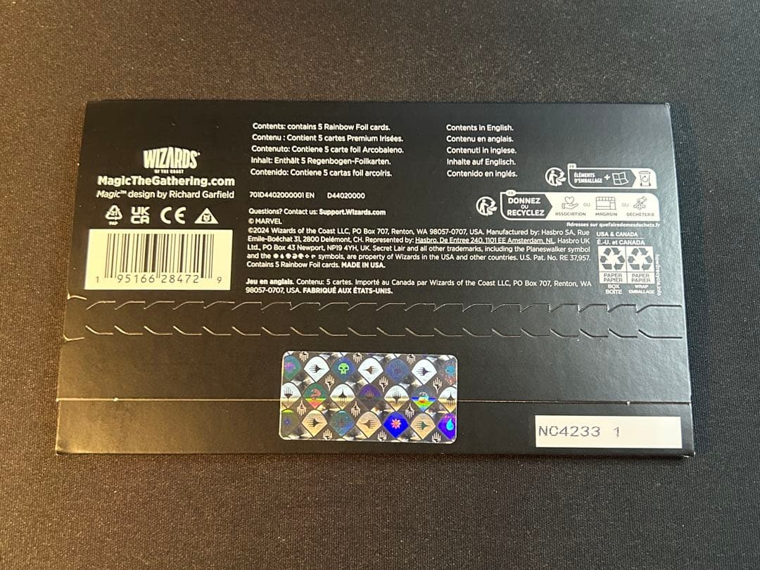 MTG【Foil】Marvel's Captain America１箱