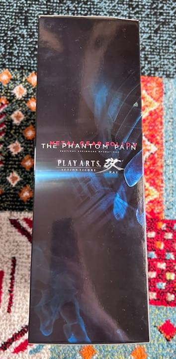 【新品未開封】限定カラー メタルギアソリッド スネーク フィギュア