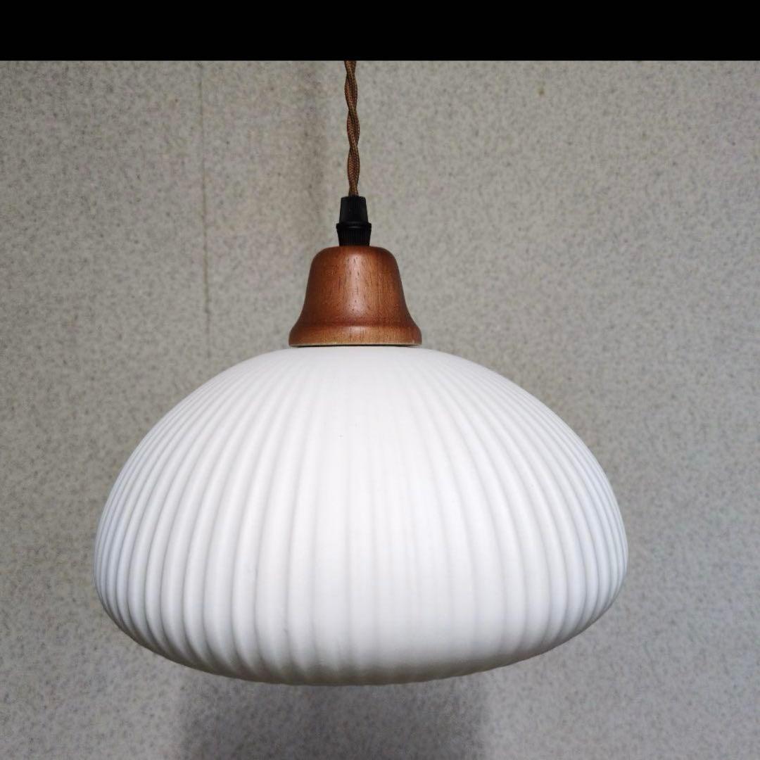 ミルクガラス ペンダントライト