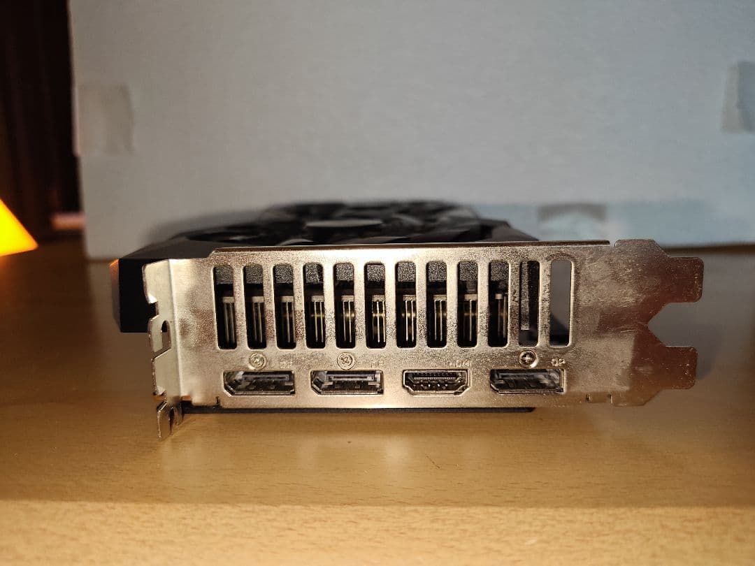 グラフィックボード・グラボ・ビデオカード ASRock RADEON RX 6700 XT