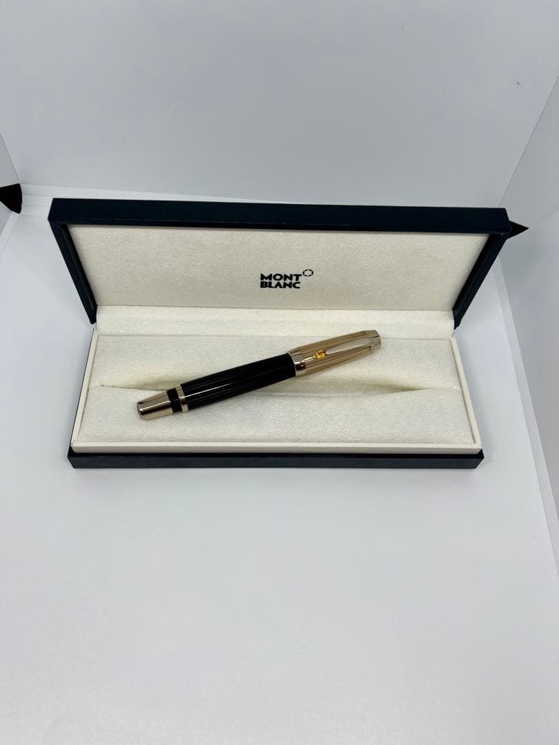 MONT BLANC ボールペン本体 専用ケース付き　宝石付き