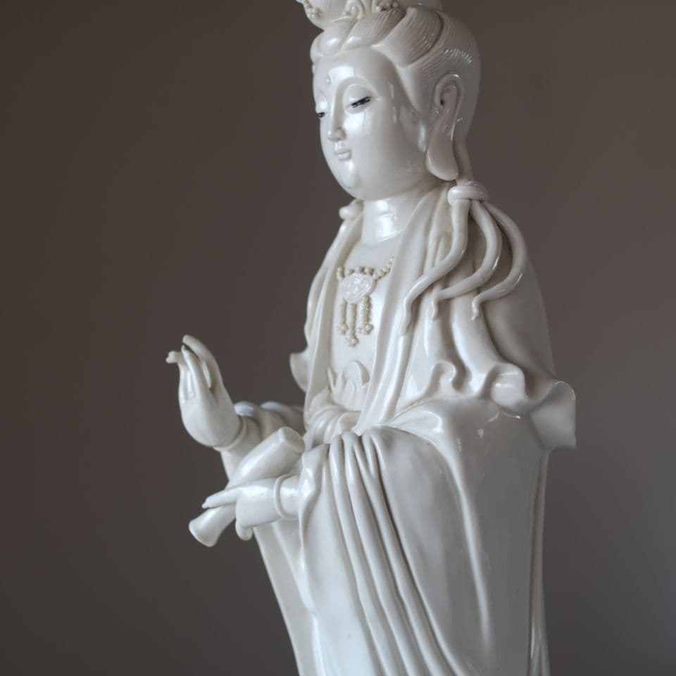 観音像 磁器製 ホワイト 約30cm 白磁 古道具