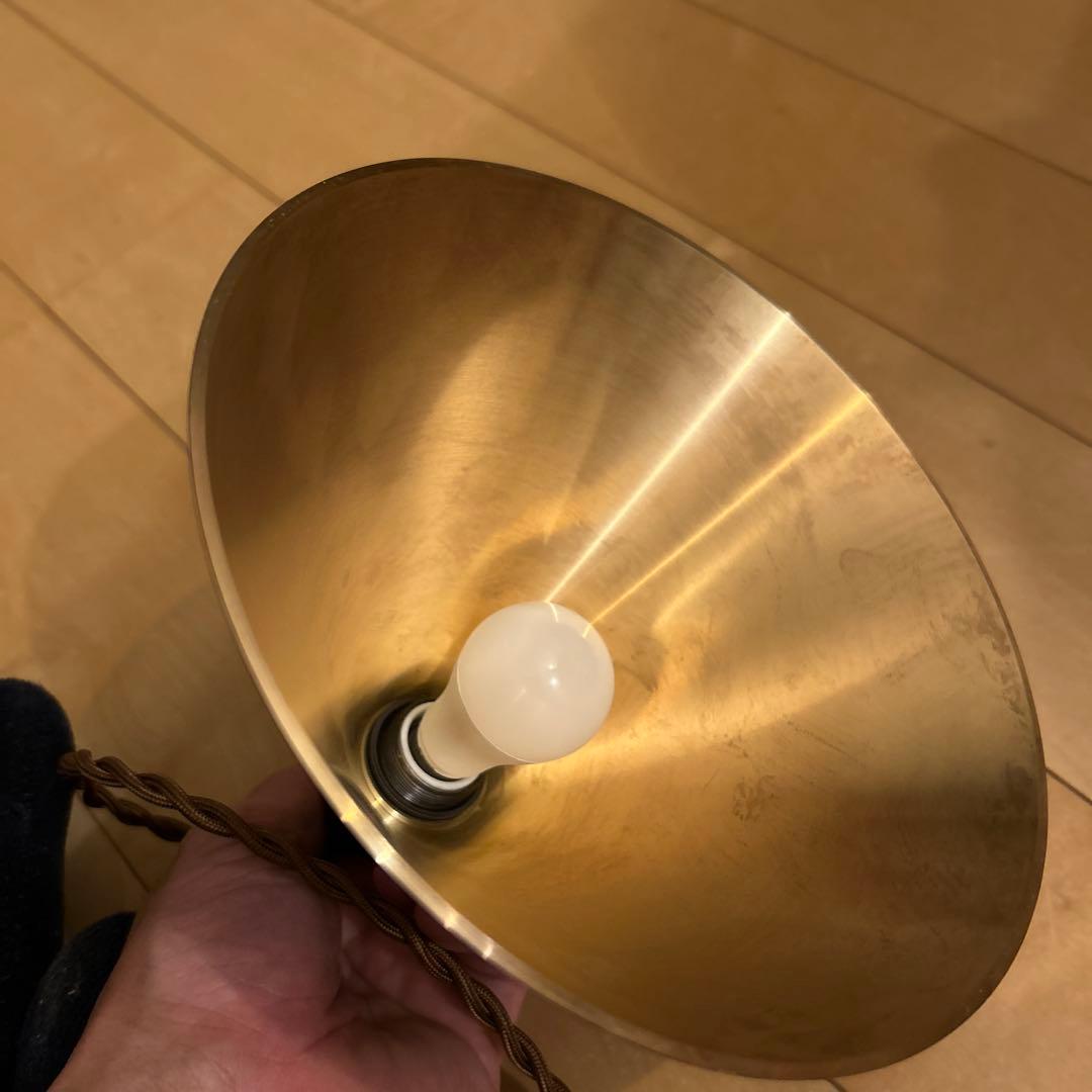 FUTAGAMI ペンダントランプ『鋳肌』 円錐 / 黒ムラ