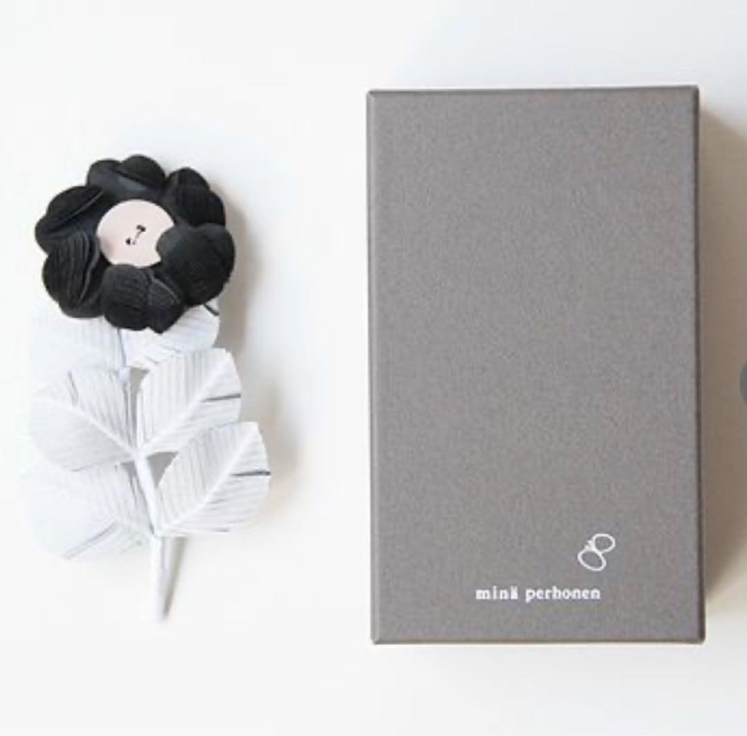 ミナペルホネン　canon カノン　コサージュ　ブローチ　入学式　卒業式　新品