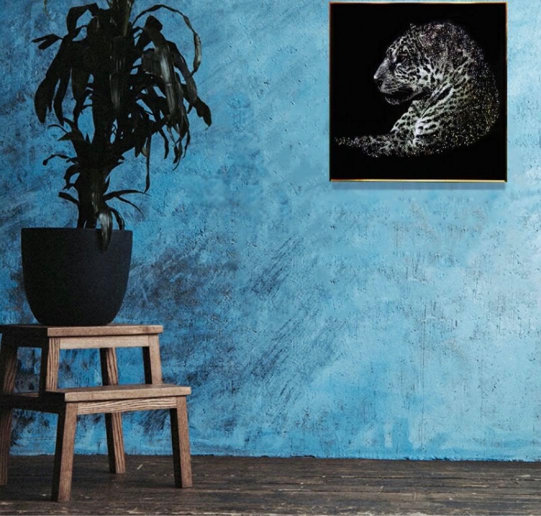 クリスタルアートパネル 水晶絵 水晶パネル 豹 パンサー 虎 モノトーン 黒 金