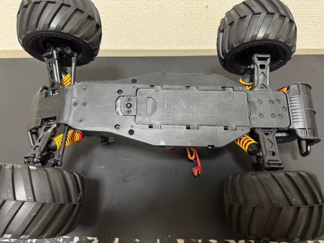 24時間限定価格　京商　1/10 ブラッシュレスモーター　オフロードラジコン