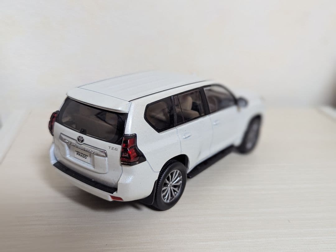 トヨタ ランドクルーザープラド ミニカー 非売品