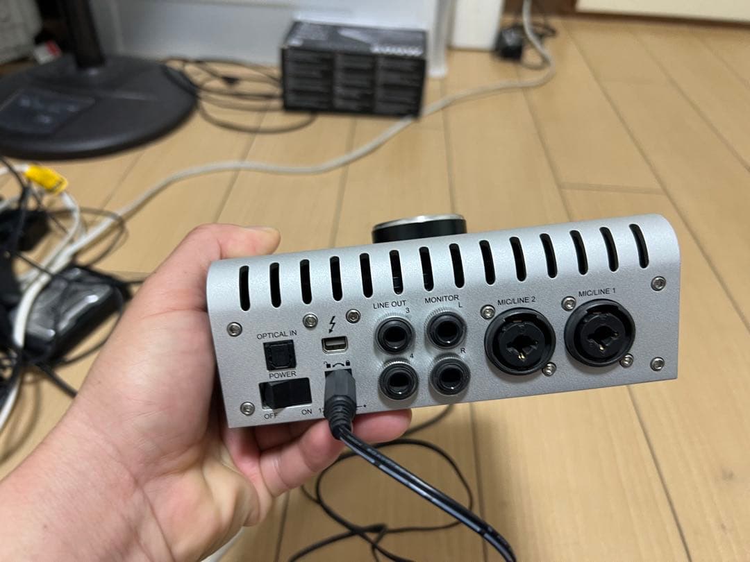 Apollo Twin solo オーディオインターフェイス