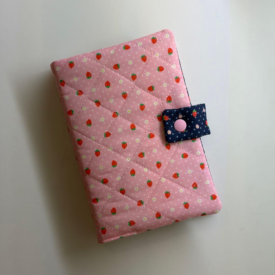 バインダーカバー　ピンク　ストロベリー　A6 韓国