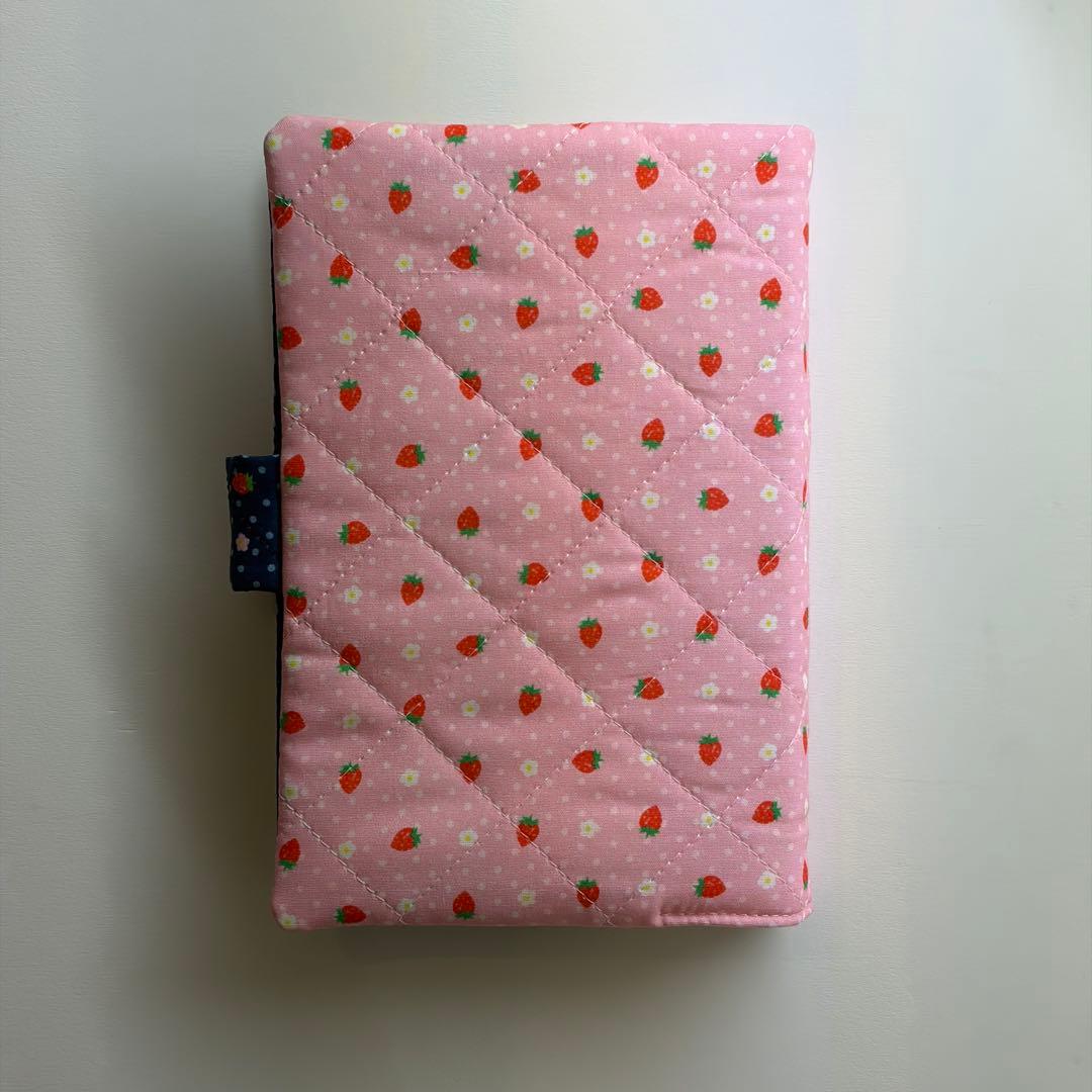 バインダーカバー　ピンク　ストロベリー　A6 韓国