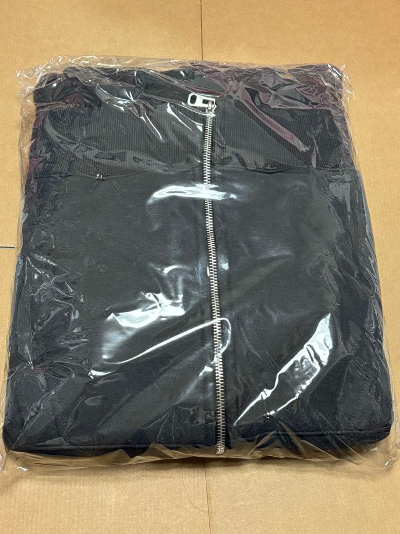 スキズ　フーディー