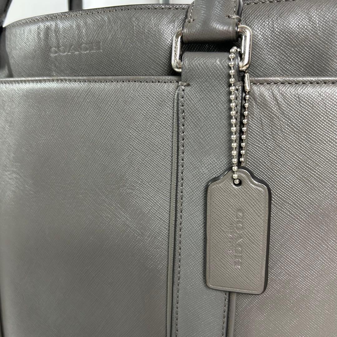 ✅【格安】定価9.4万　メンテ済み　コーチ　ビジネスバッグ　COACH グレー
