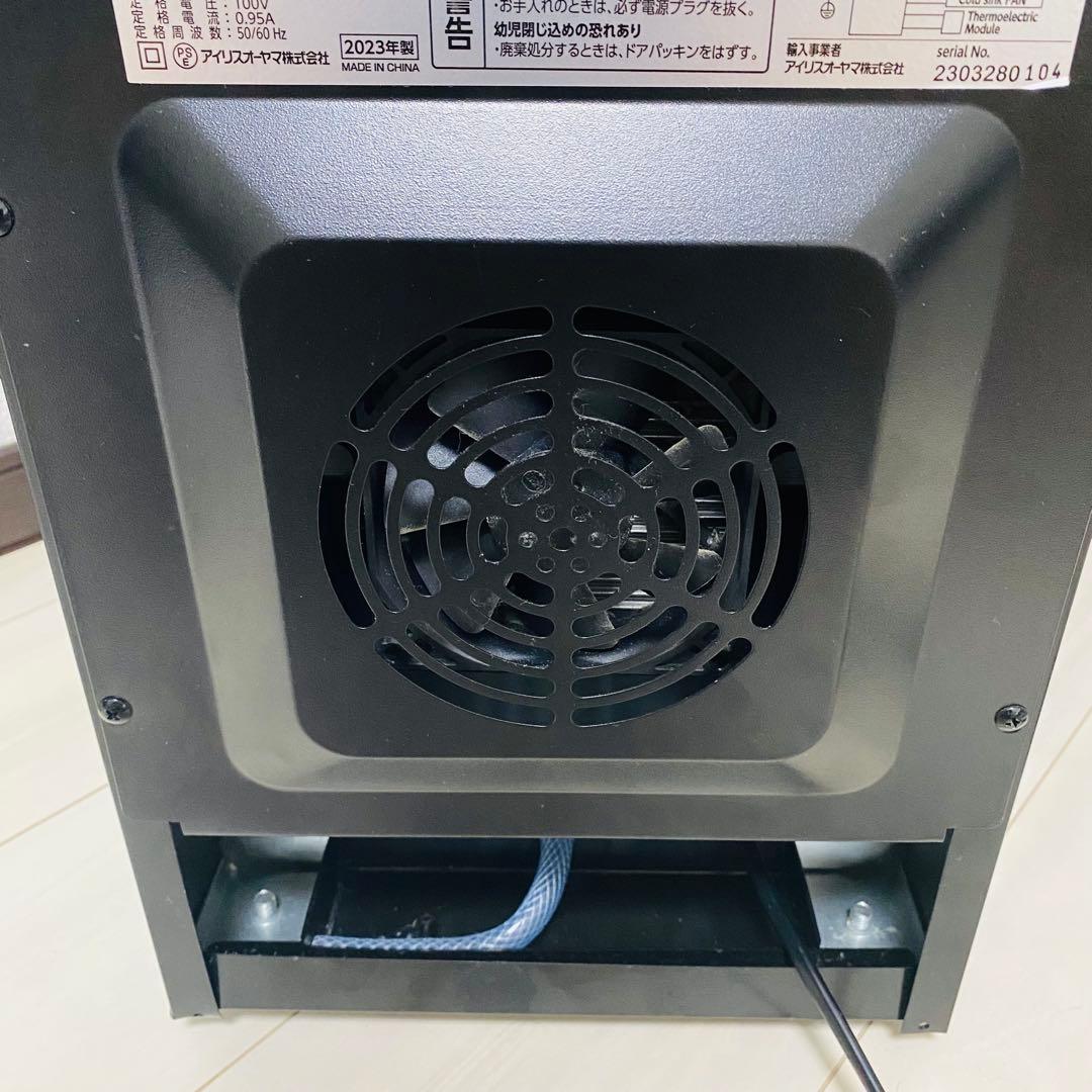 アイリスオーヤマ IRIS ワインセラー 2023年製