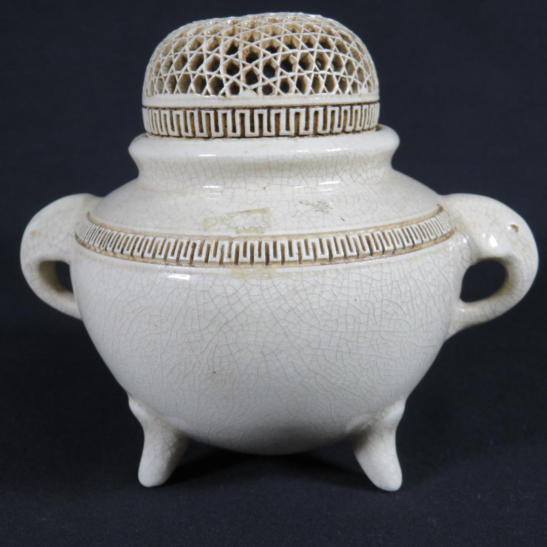 香炉 白磁 貫入 使用感あり 三つ足 象耳 双耳