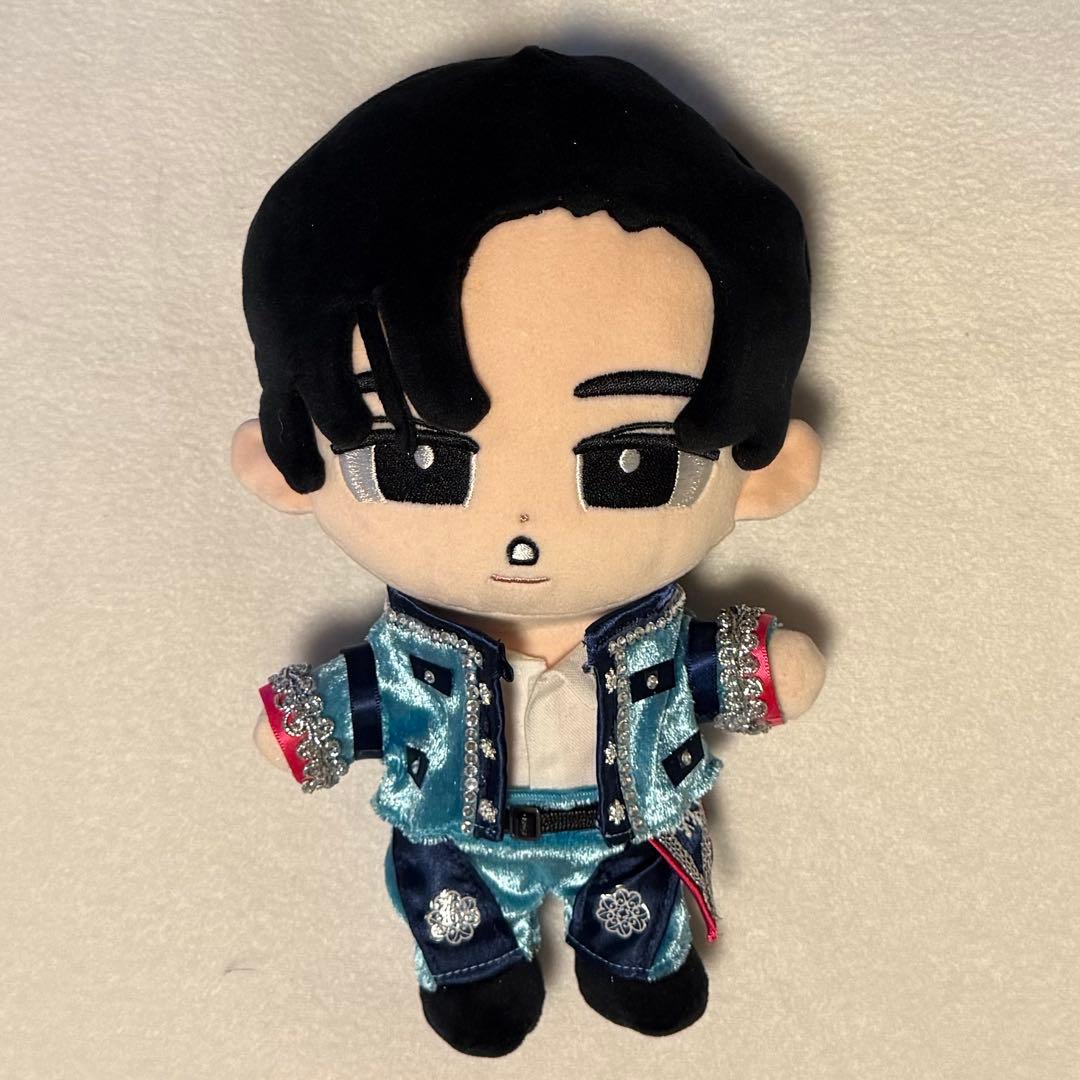 ゆっきーページ　ターコイズ衣装　Bigぬい 目黒蓮　宮舘涼太