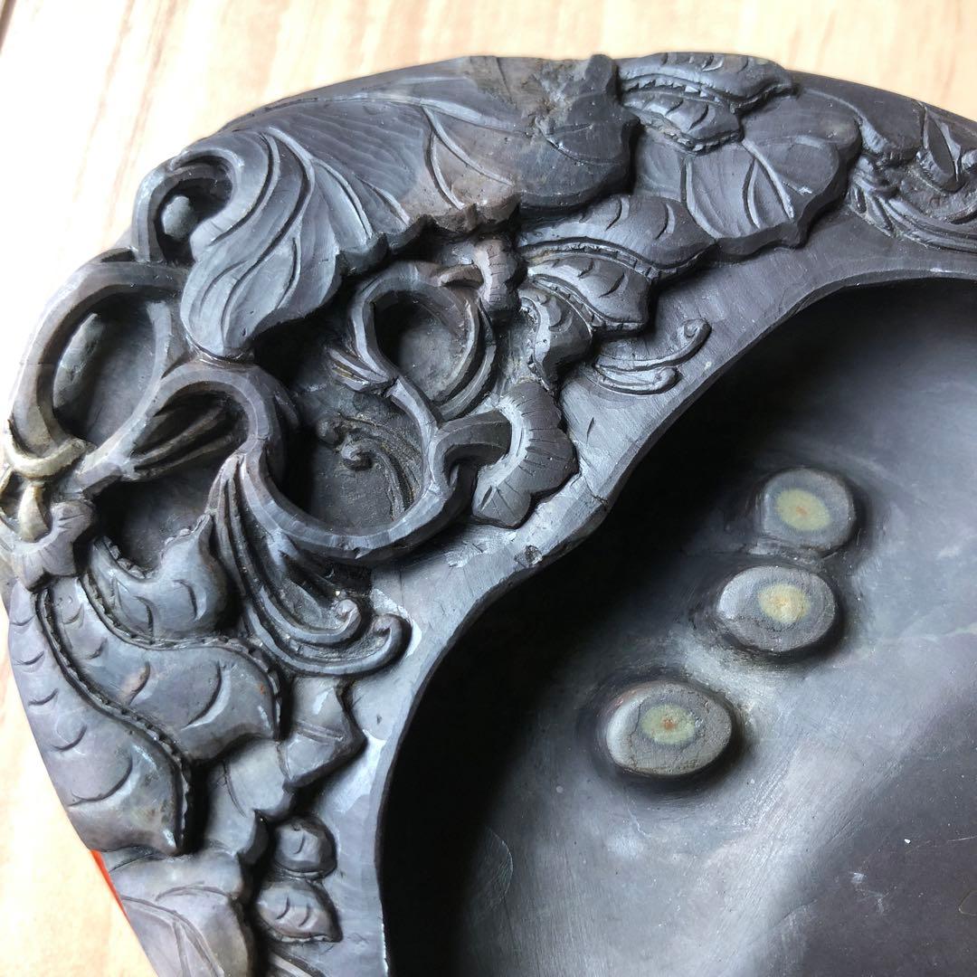 中国端渓硯 石眼あり 彫刻 唐木天地蓋付き　中古