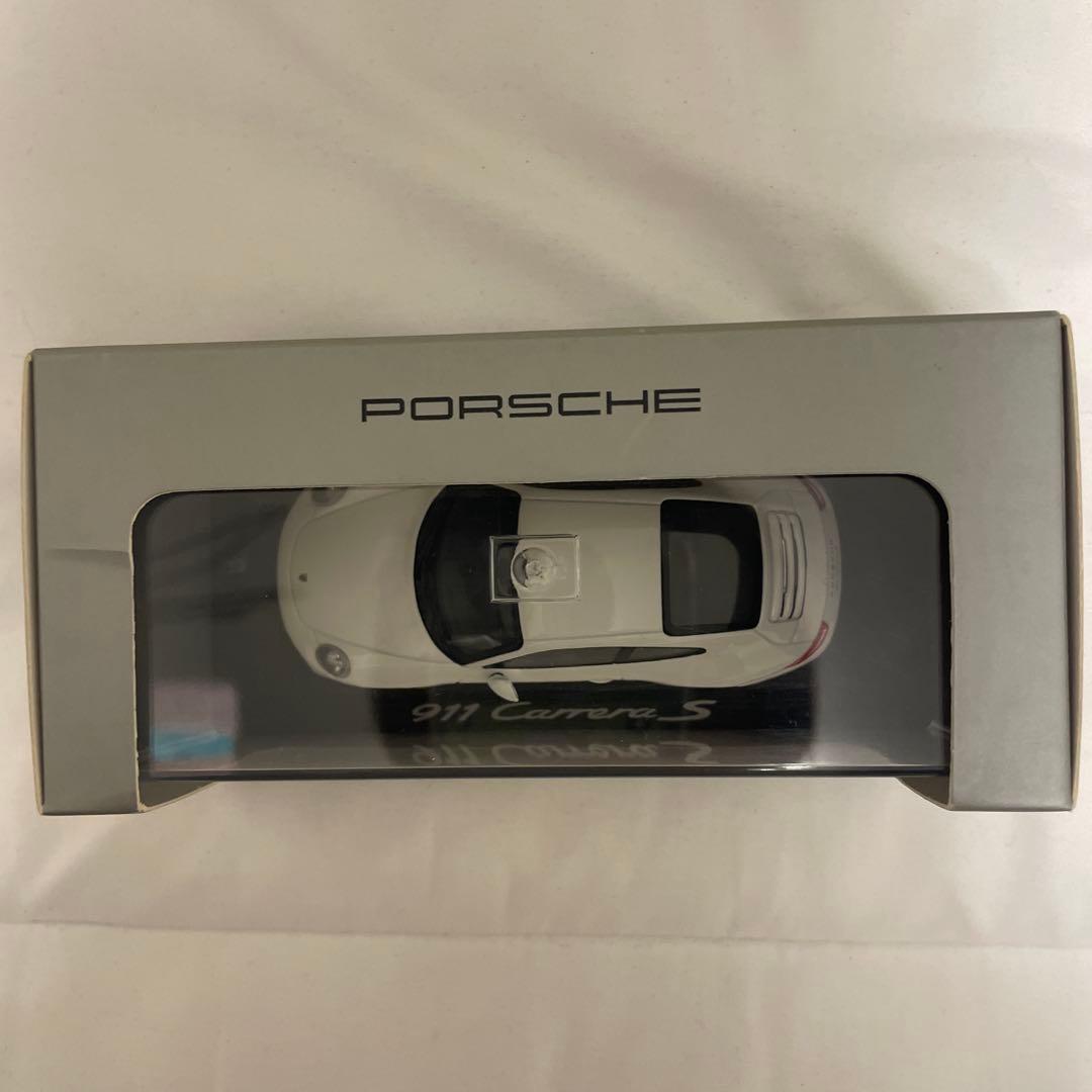 ポルシェ 911 Carrera S ミニカー
