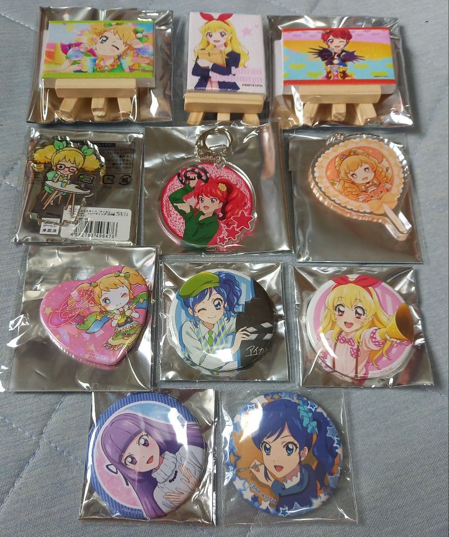アイカツ　プレミアムレアカード　缶バッジ　ミニキャンバス　霧矢あおい