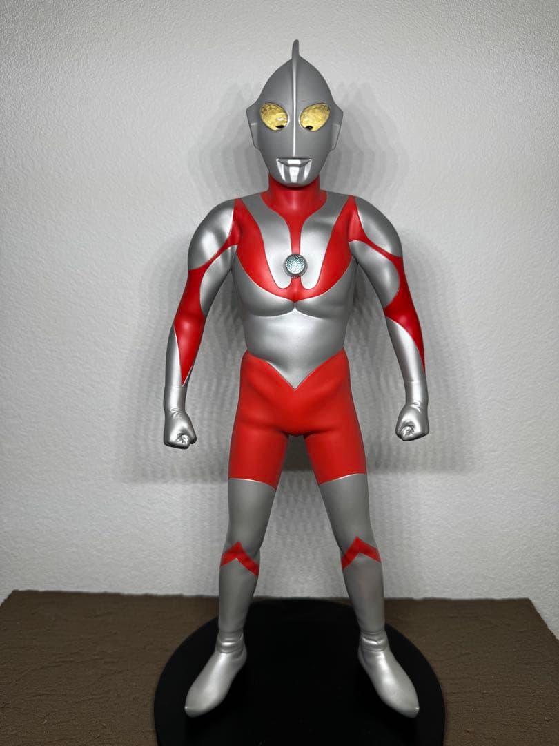 海洋堂　ウルトラマン　Bタイプ　キャラクタークラシック　完成品　33cm
