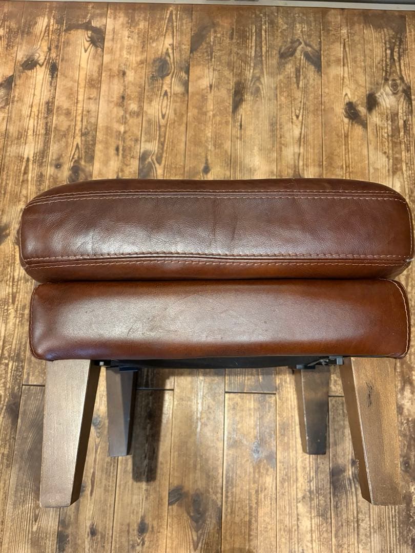 良品　unico 　FRAYE フレイ　レザー　オットマン