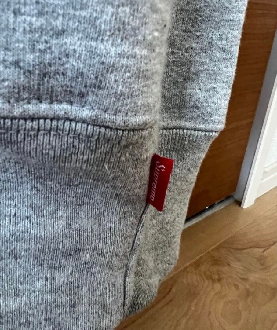 Supreme Sツノロゴ　グレーパーカー