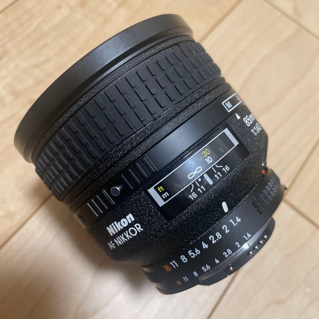 ニコンNikon AI AF Nikkor 85mm f/1.4D IF