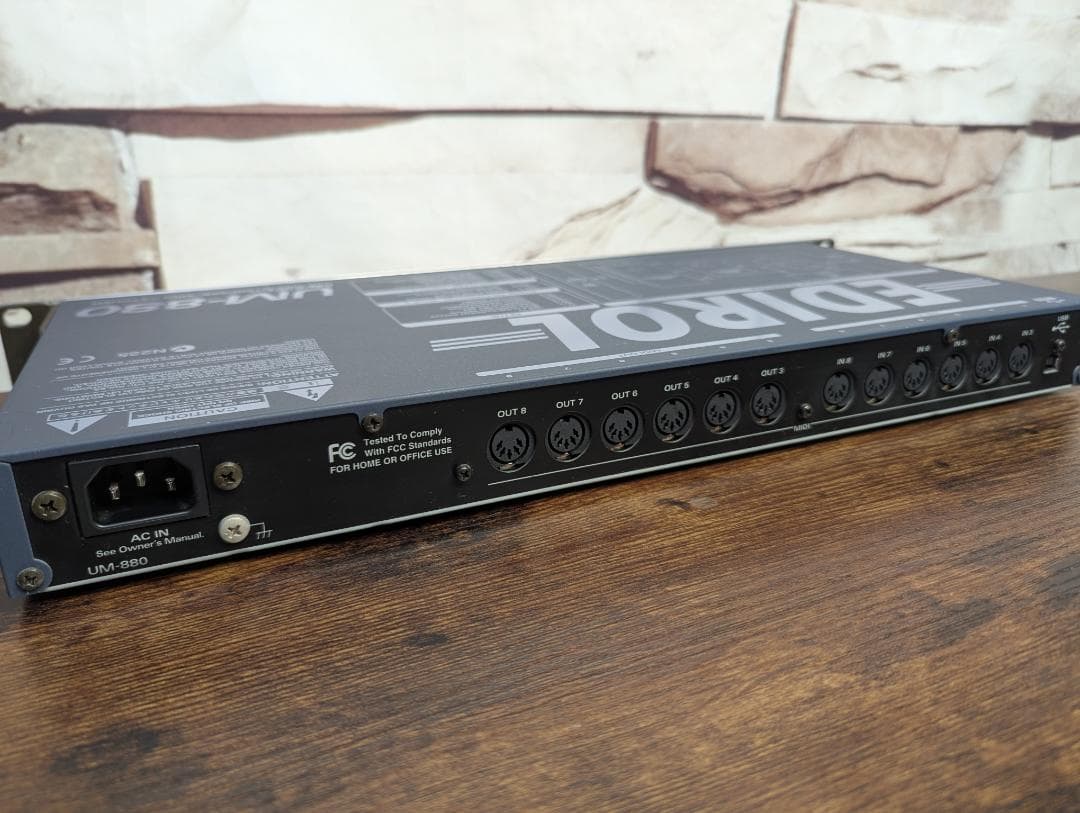 EDIROL UM-880 USB MIDIインターフェース (おまけ付き)
