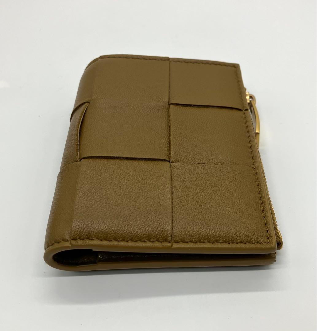 ⭐️新型 極美品 ボッテガ ヴェネタ カセット 二つ折り財布 キャメル ブラウン