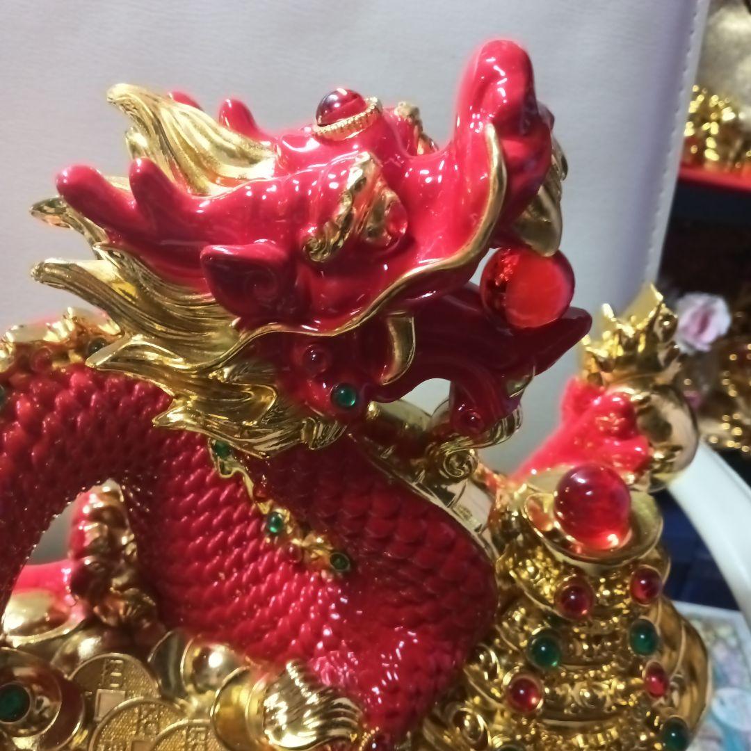 中国工芸品　赤色と金色の赤龍　富と繁栄の象徴　ダンシングドラゴン