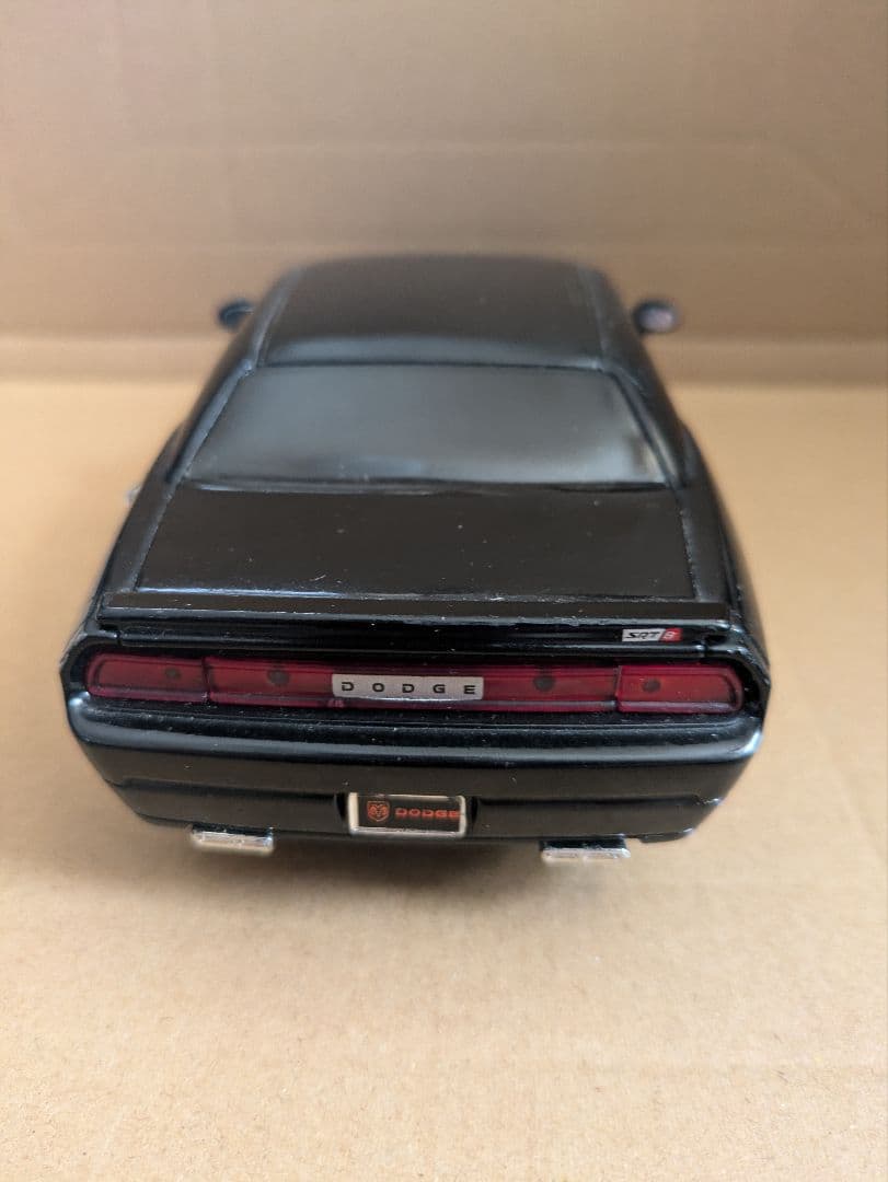 jada 2008　ダッジ・チャレンジャーSRT8　モダンマッスルカー