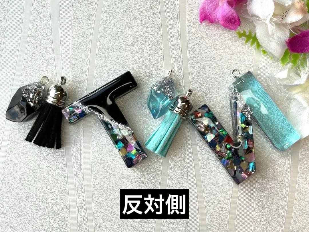 リピ　JOKER様　シルバー専用　イニシャルキーホルダー　銀金具11点＋金1点