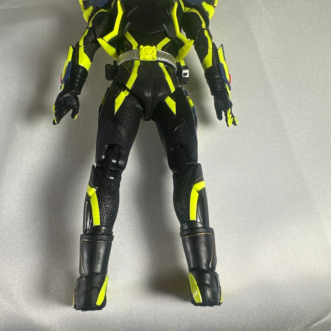 S.H.Figuarts (フィギュアーツ ) 仮面ライダーゼロワン 2体セット