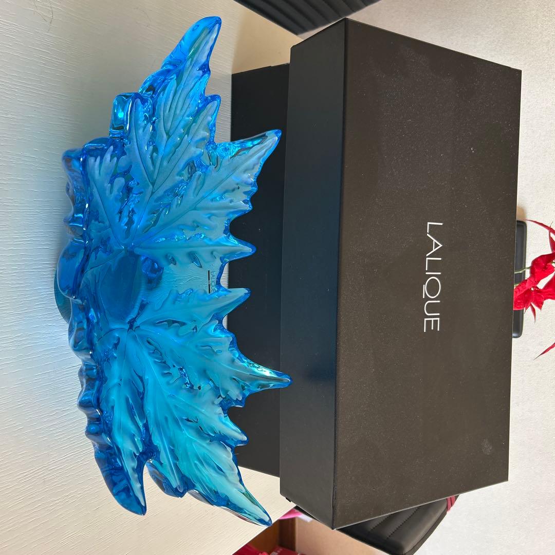 Lalique 青い葉形ガラス皿 箱付き