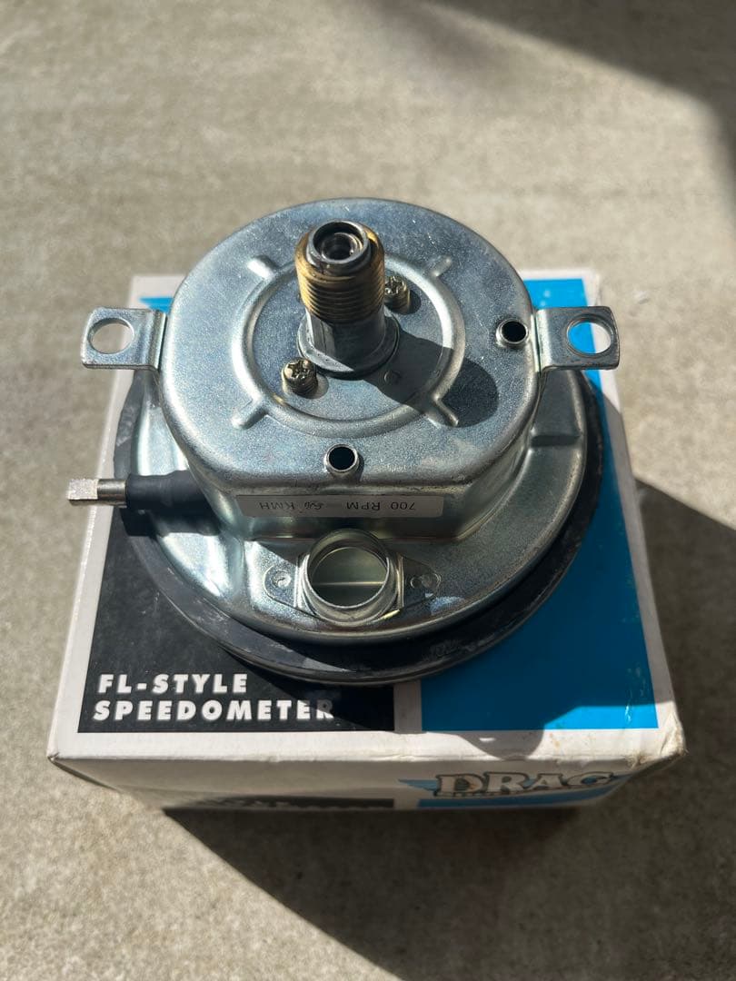 ハーレー　FLスタイルスピードメーター 180 KM/H 1:1 ショベル