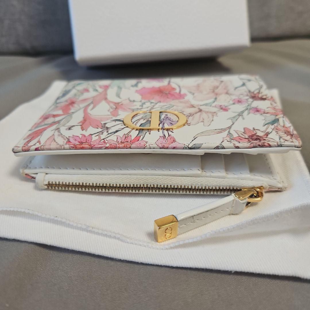 【日本限定】Dior Caro Dahlia ウォレット フラワー 二折財布