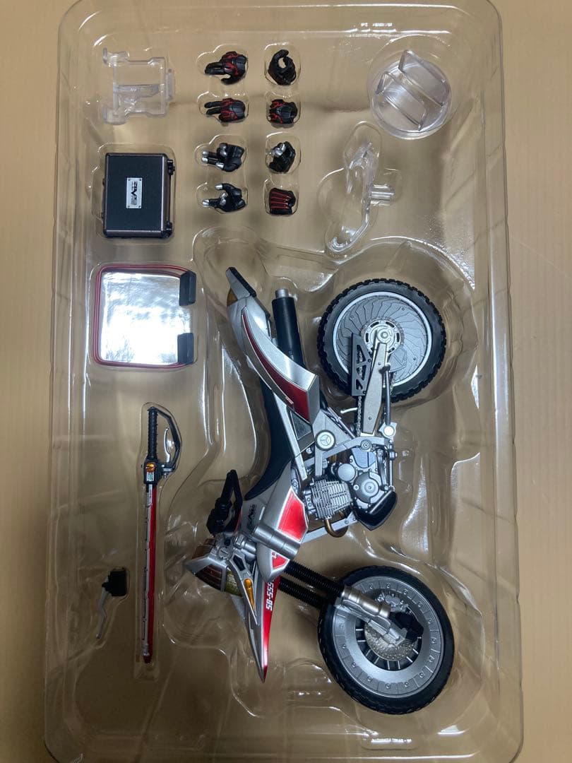 S.H.Figuarts 真骨彫製法　仮面ライダーファイズ&オートバジン