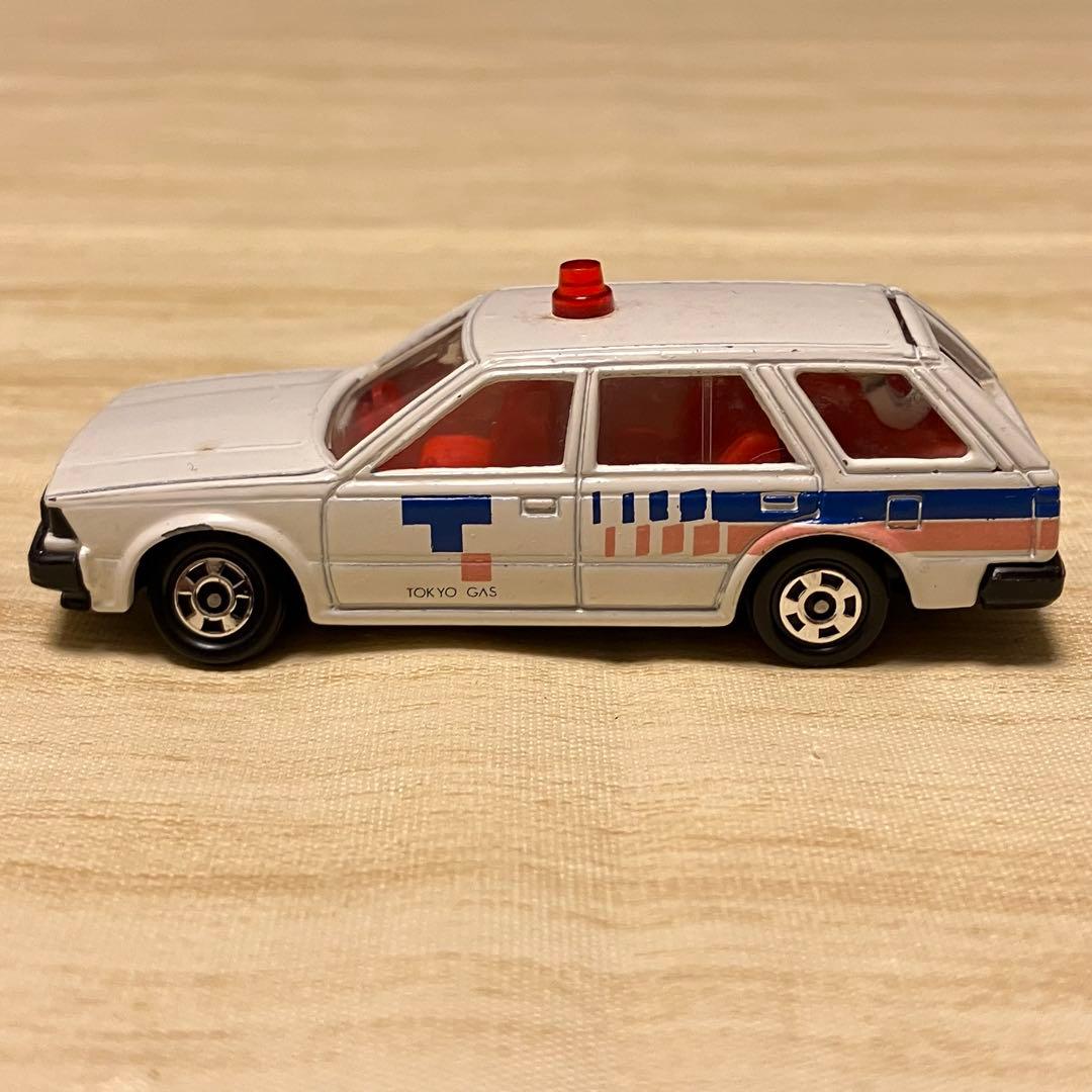 トミカ 日産 ブルーバード ワゴン NO.34 1/60 東京ガス