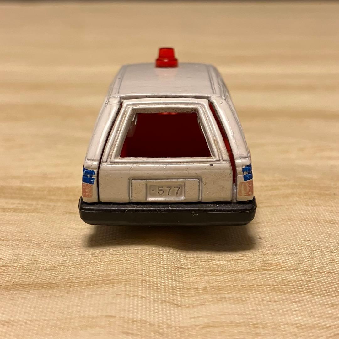 トミカ 日産 ブルーバード ワゴン NO.34 1/60 東京ガス