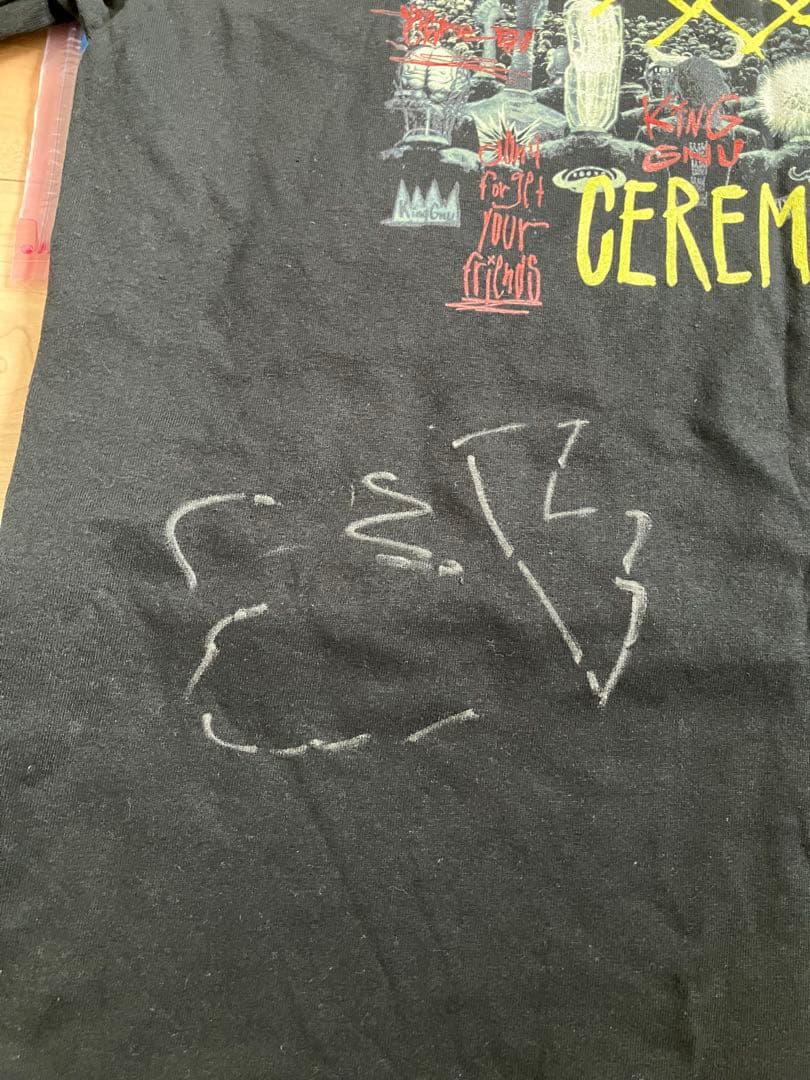 King Gnu 直筆サイン入りTシャツ　CEREMONY