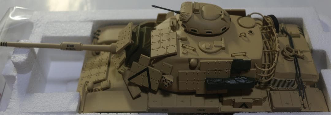 ミニチャンプス M60A1　米海兵隊湾岸戦争リアクティブアーマー追加型　1/35