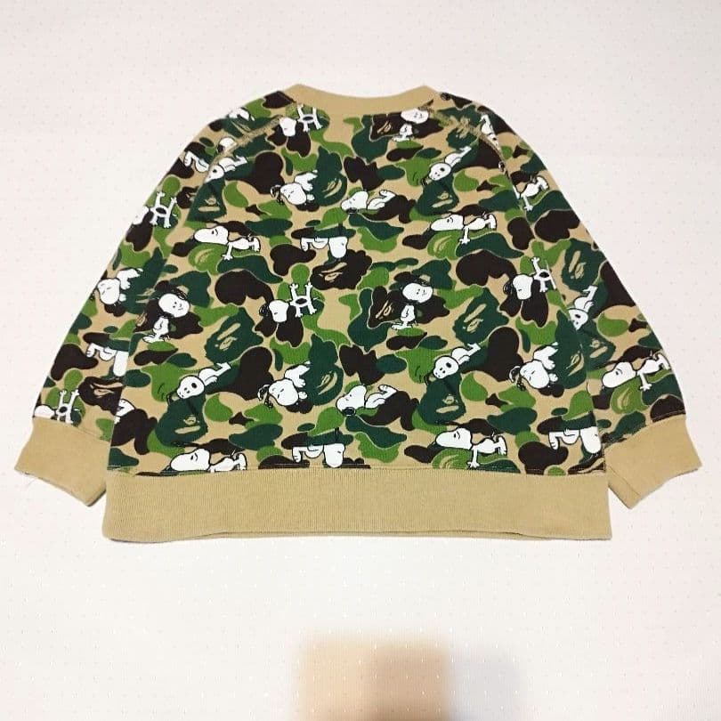 アベイシングエイプ　スヌーピー　迷彩柄　トレーナー　110 ABC CAMO
