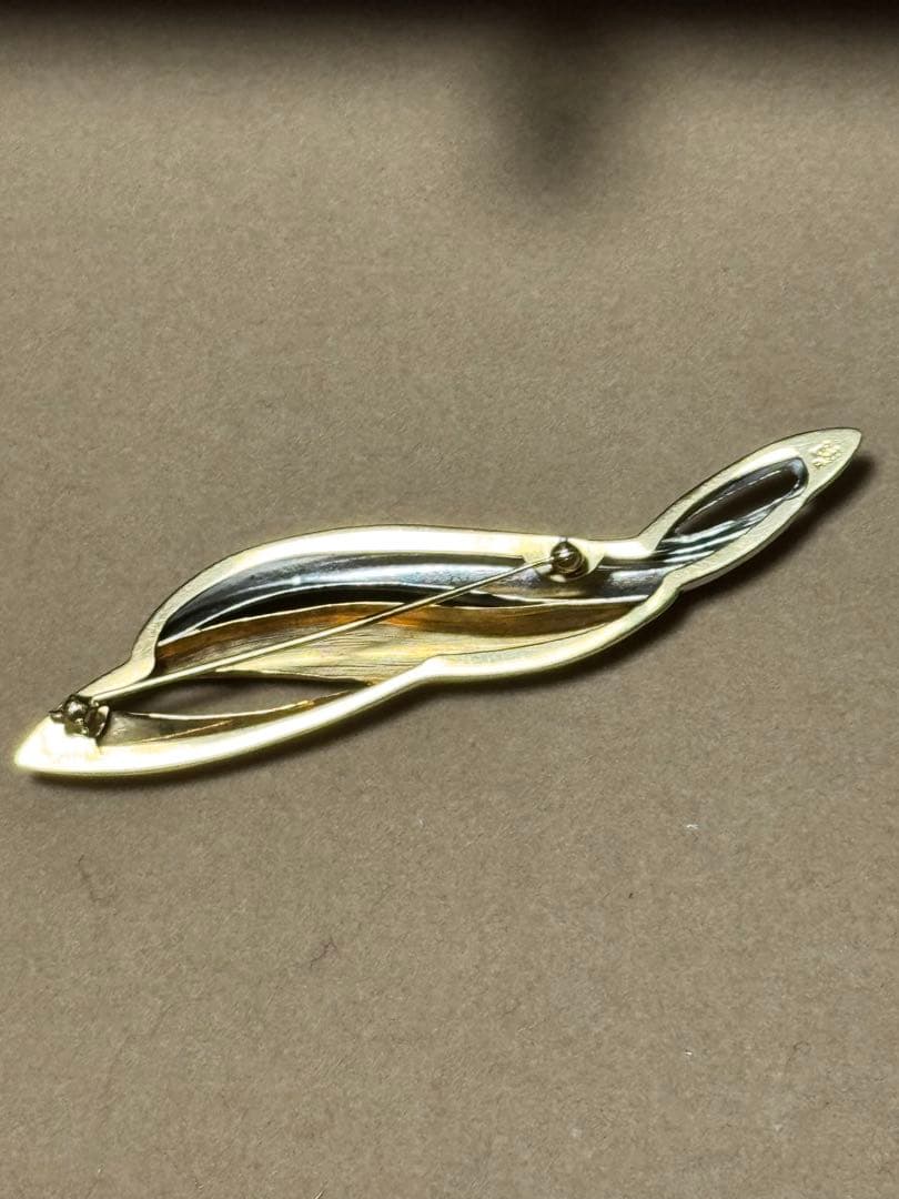 う*ん様 K18/Pt900コンビ　デザインブローチ