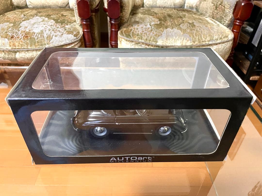 価格変更1/18 オートアート ポルシェ356A スピードスター ブラック未展示