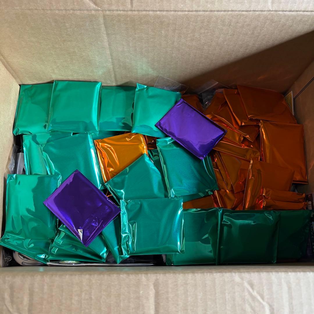 アニメ雑貨 紙物なし バッジ キーホルダー アクスタ など 1000点セット