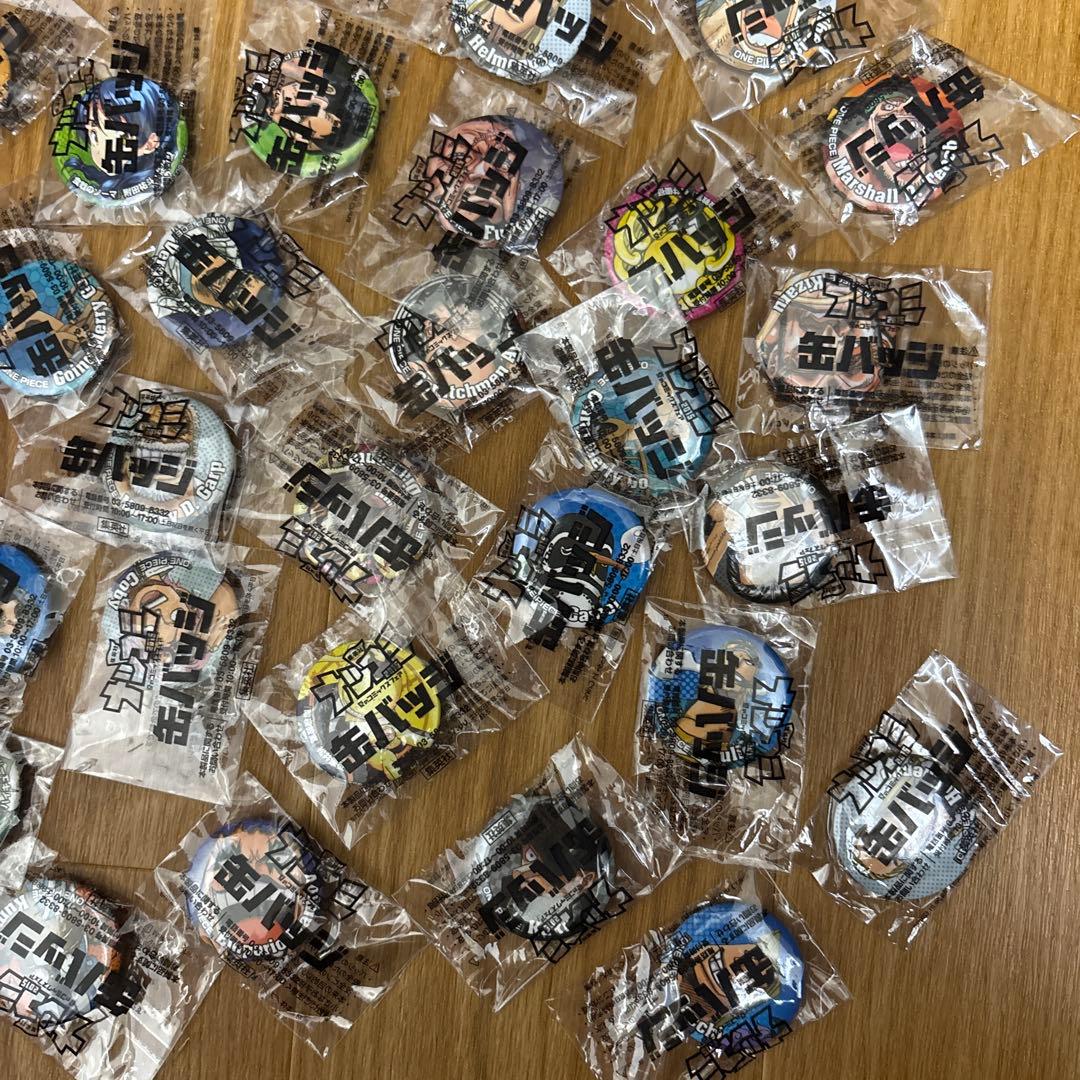 【新品未開封】ナツコミ2015缶バッジ　まとめ売り　ワンピース